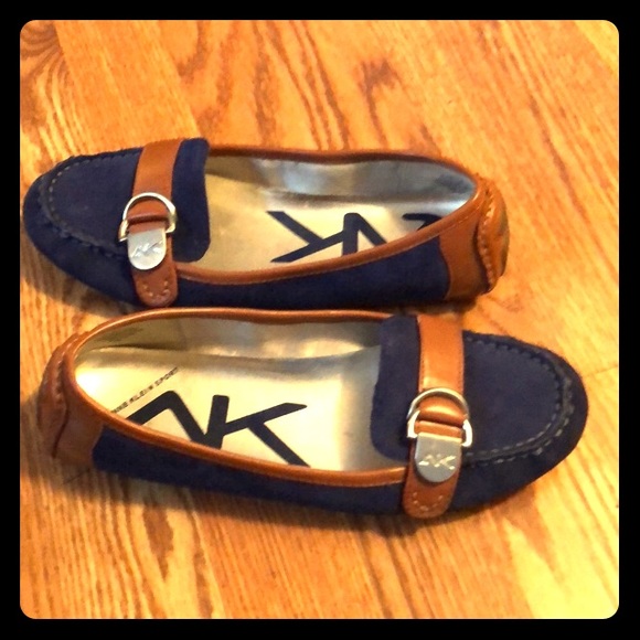 Anne Klein Shoes - ANNE KLEIN FLATS